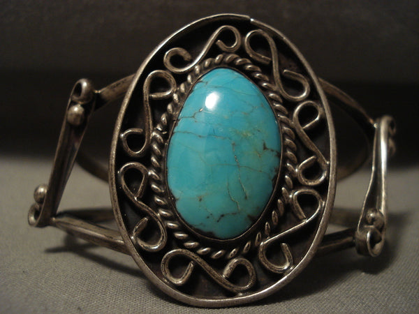 Museum Vintage Navajo 'Infinity Sign' Turquoise Silver Bracelet