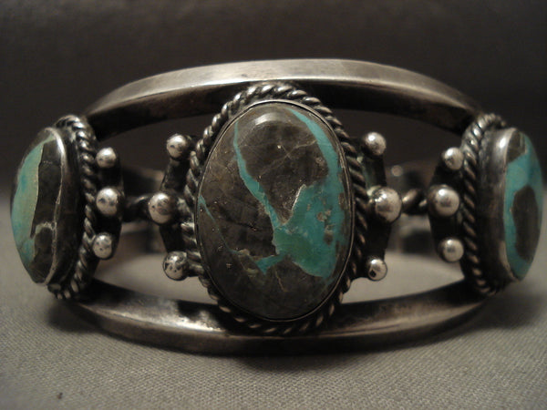 Quality Vintage Navajo Color Back Varascite Silver Bracelet