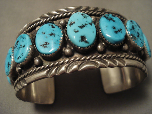 Museum Vintage Navajo 'Vibrant Blue Turquoise' Silver Bracelet