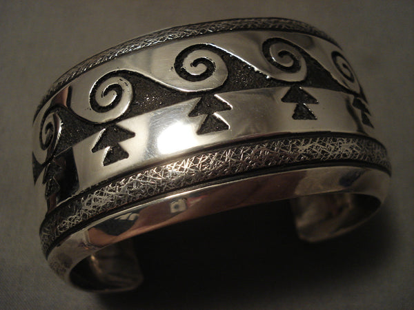 Museum Wide Vintage Navajo Thomas Singer Wave Silver Bracelet Old