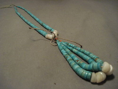 IMPORTANT VINTAGE SANTO DOMINGO/ NAVAJO #8 TURQUOISE NECKLACE