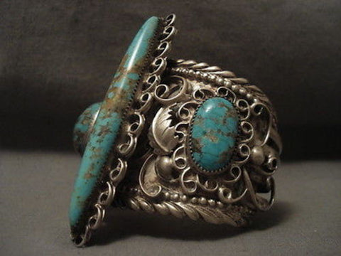 ONE OF THE BEST AND LARGEST VINTAGE NAVAJO #8 TURQUOISE SILVER BRACELET
