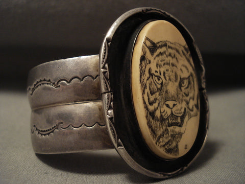 Museum Vintage Navajo 'Hand Carved Scrimshaw' Silver Bracelet Old