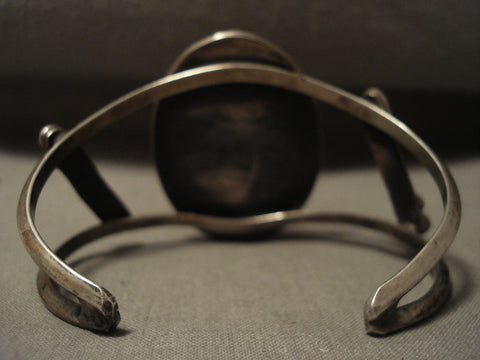 Museum Vintage Navajo 'Infinity Sign' Turquoise Silver Bracelet