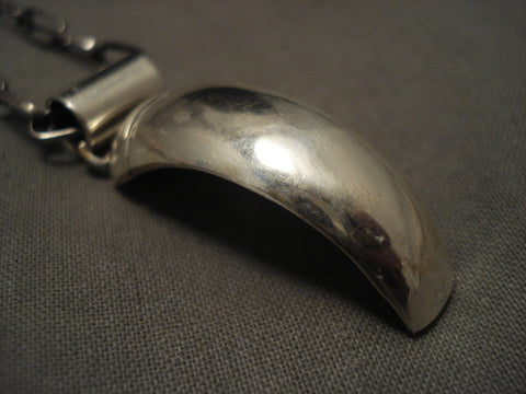 Artist Alert! Vintage Cochiti Joe Joseph Quintana Silver 'Shark Tooth' Necklace