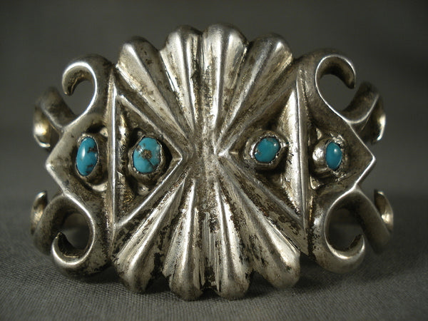 Earlier 1900's Vintage Navajo 'Natural Bisbee Turquoise' Silver Bracelet