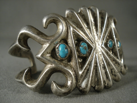 Earlier 1900's Vintage Navajo 'Natural Bisbee Turquoise' Silver Bracelet