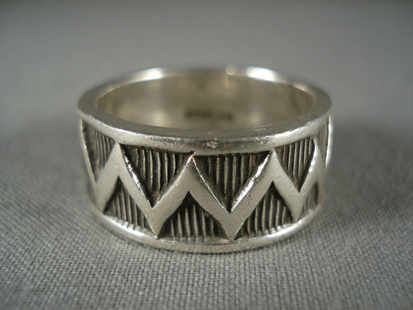 Advanced Silver Work Vintage Navajo 'Zig Zag' Silver Ring