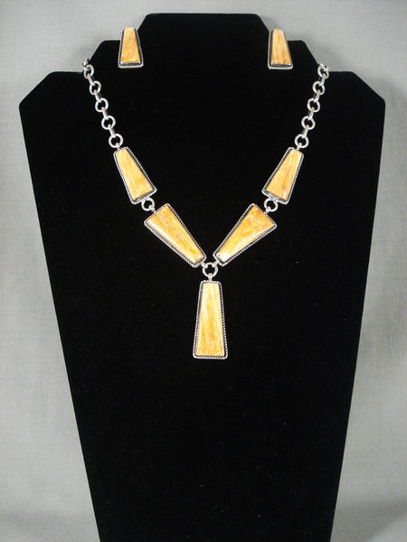 Cute Cute Vintage Navajo Orange Shell Silver Necklace