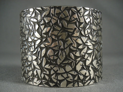 Museu Navajo Silver 'Falling Leaves' Silver Bracelet