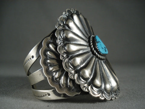 Amazing Navajo Sunray Shell Navajo Natural Turquoise Silver Bracelet