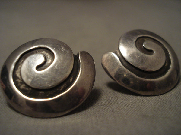 Important Vintage Navajo Kenneth Begay Grandaughter Silver Swirl Earrings