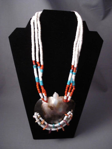 Bizarre Vintage Santo Domingo Turquoise Shell Necklace Old