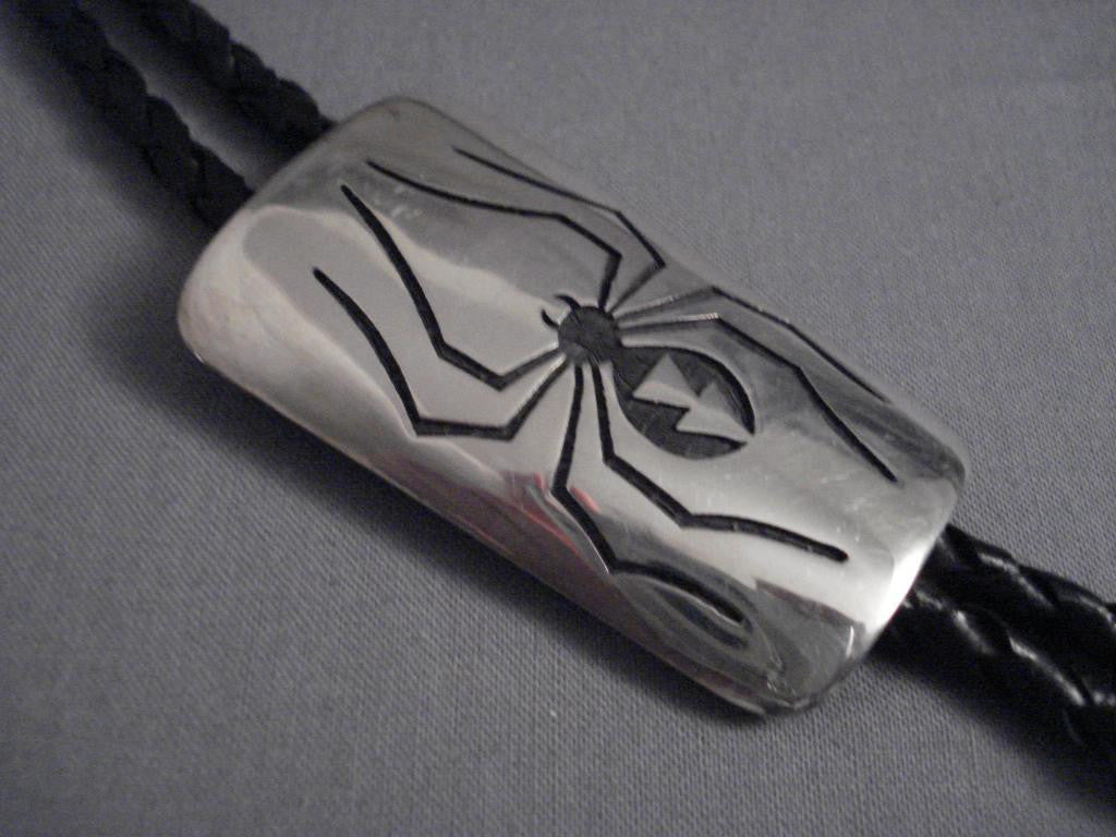 Museum Vintage Hopi Long Spider Silver Bolo Tie – Nativo-Arts