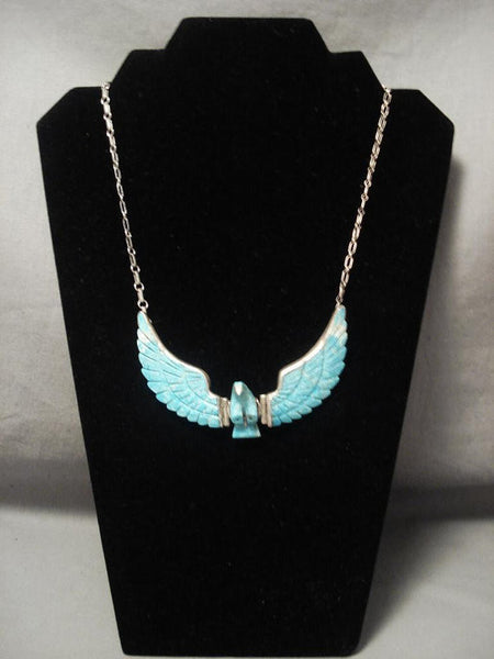 Moveable bird necklace